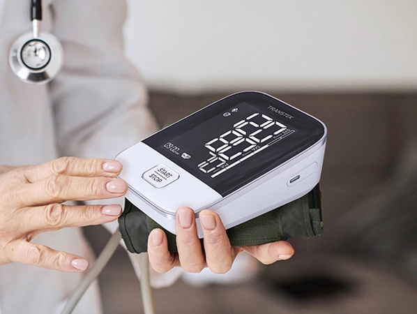 Bluetooth Blood Pressure Meters: A Lifesaver for Stroke Prevention in High-Risk Patients